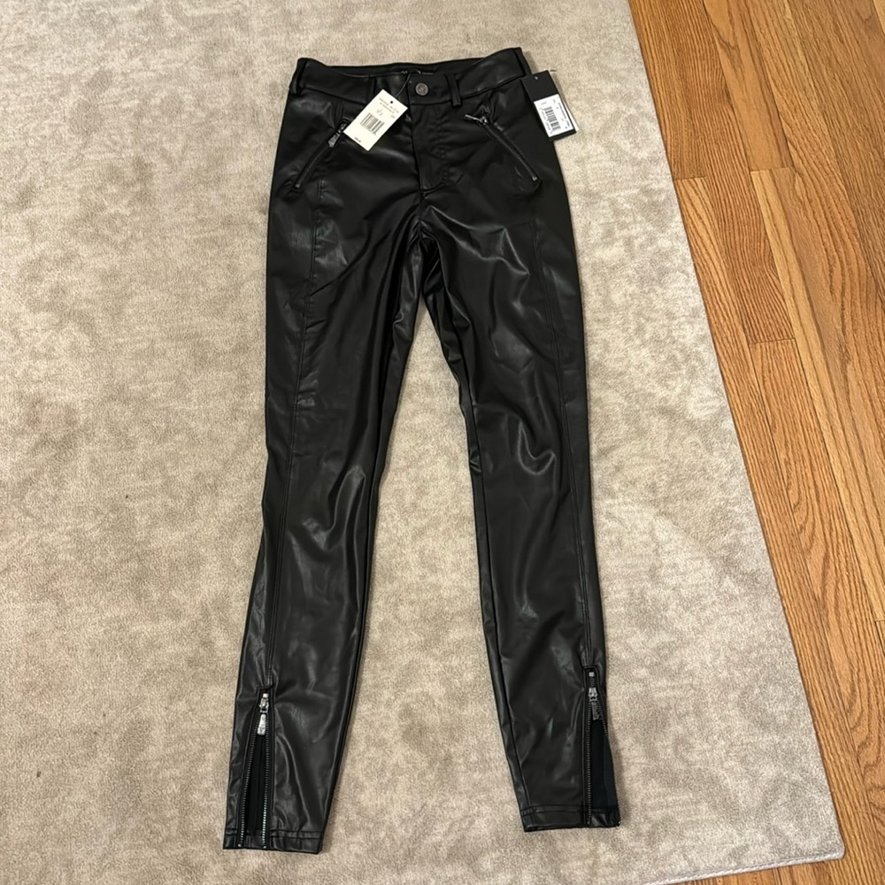 Guess black polyester pants NWT